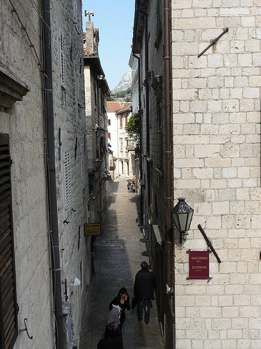 Peter Hahndorf 28-Oct-2011