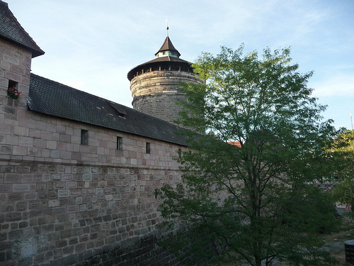 Peter Hahndorf 27-Aug-2012