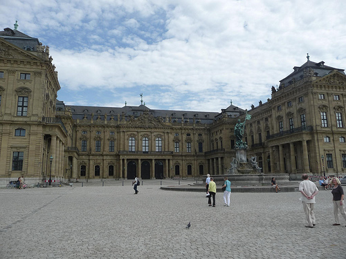 Peter Hahndorf 28-Aug-2012